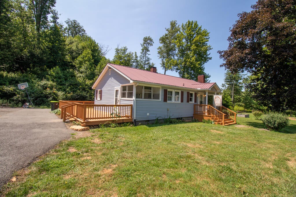 5665 Chances Creek Rd — photo