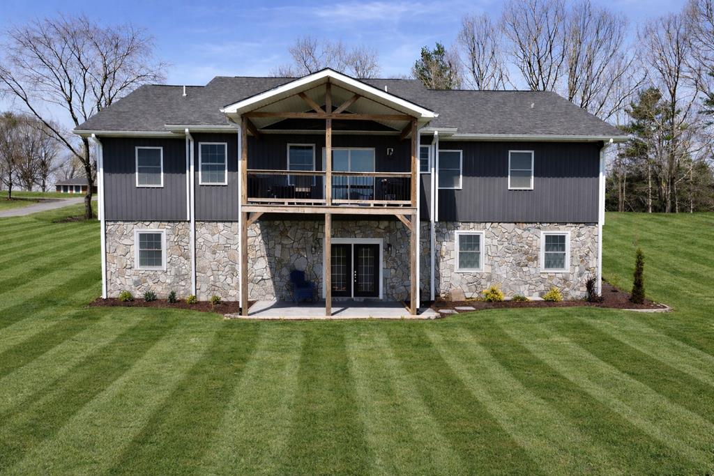 24 Fairway Village — photo