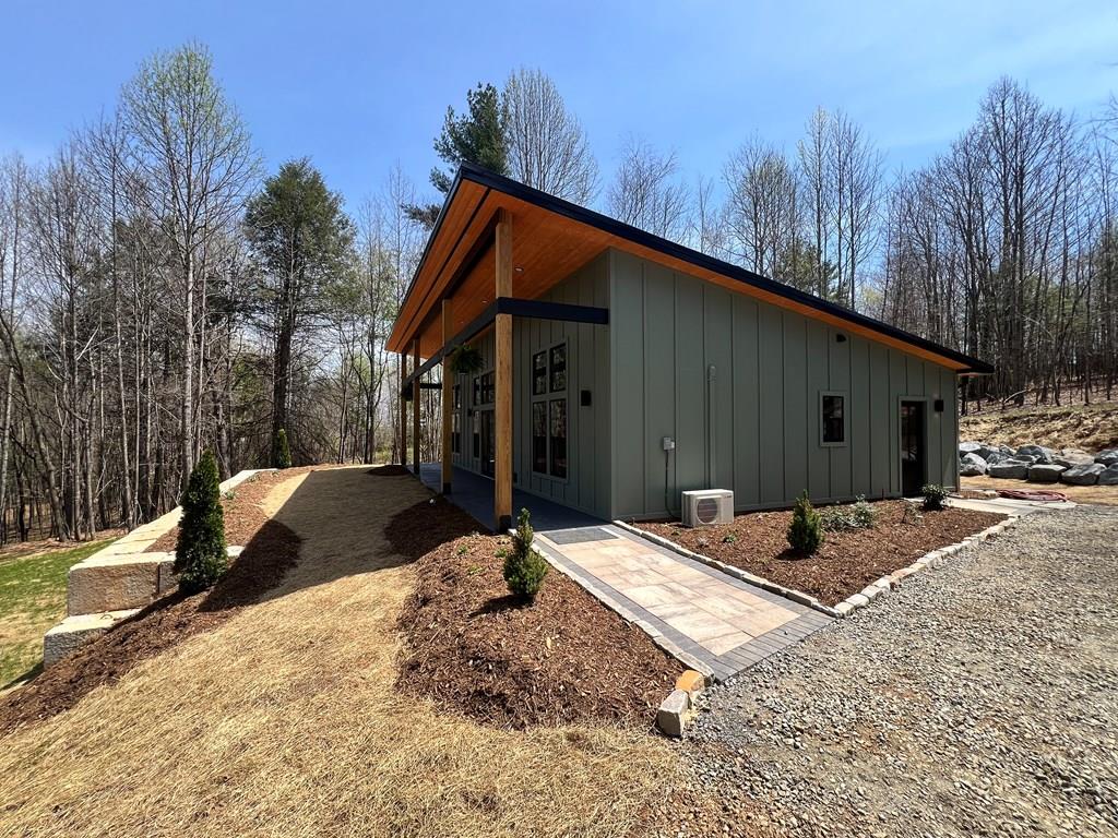 3270 Fries Rd — photo