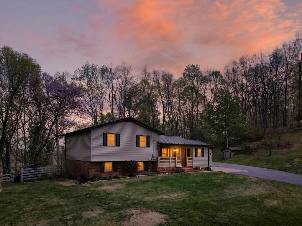 11527 Lindell Rd. — photo