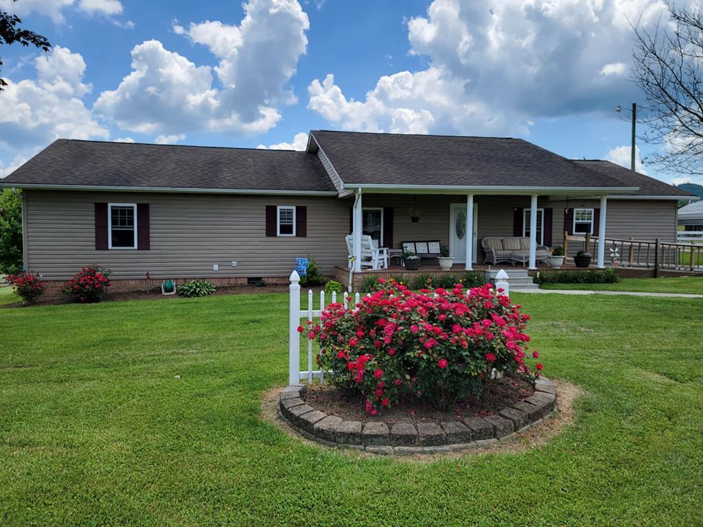 583 Providence Rd. — photo