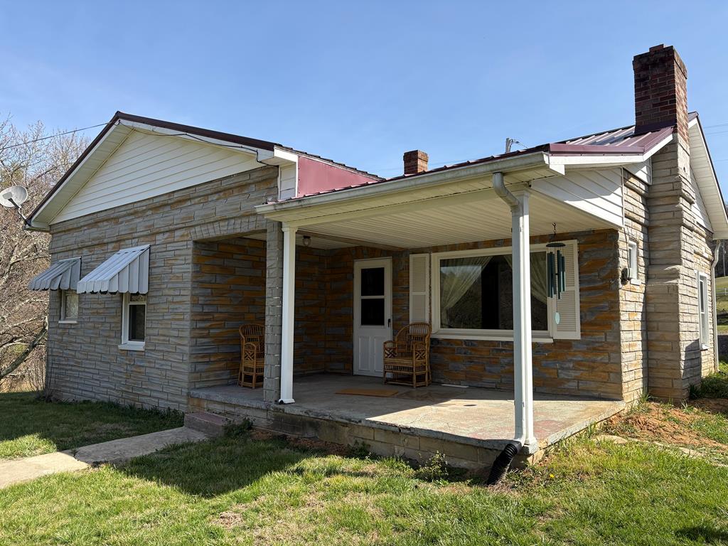 315 Rock Creek Rd — photo