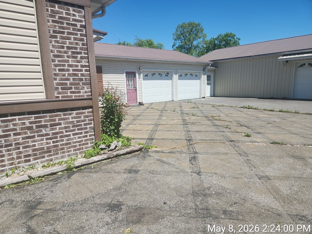 7523 DC Caney Ridge Rd, Coeburn, VA 24230 — photo 3