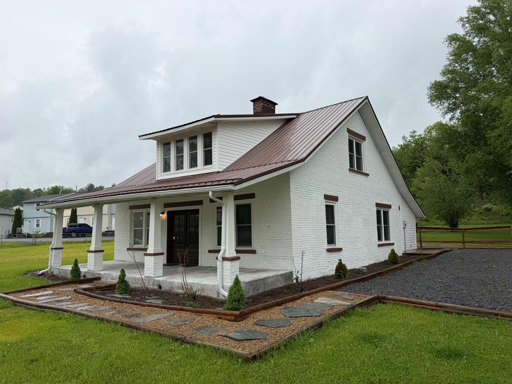 110 Vincent Lane — photo