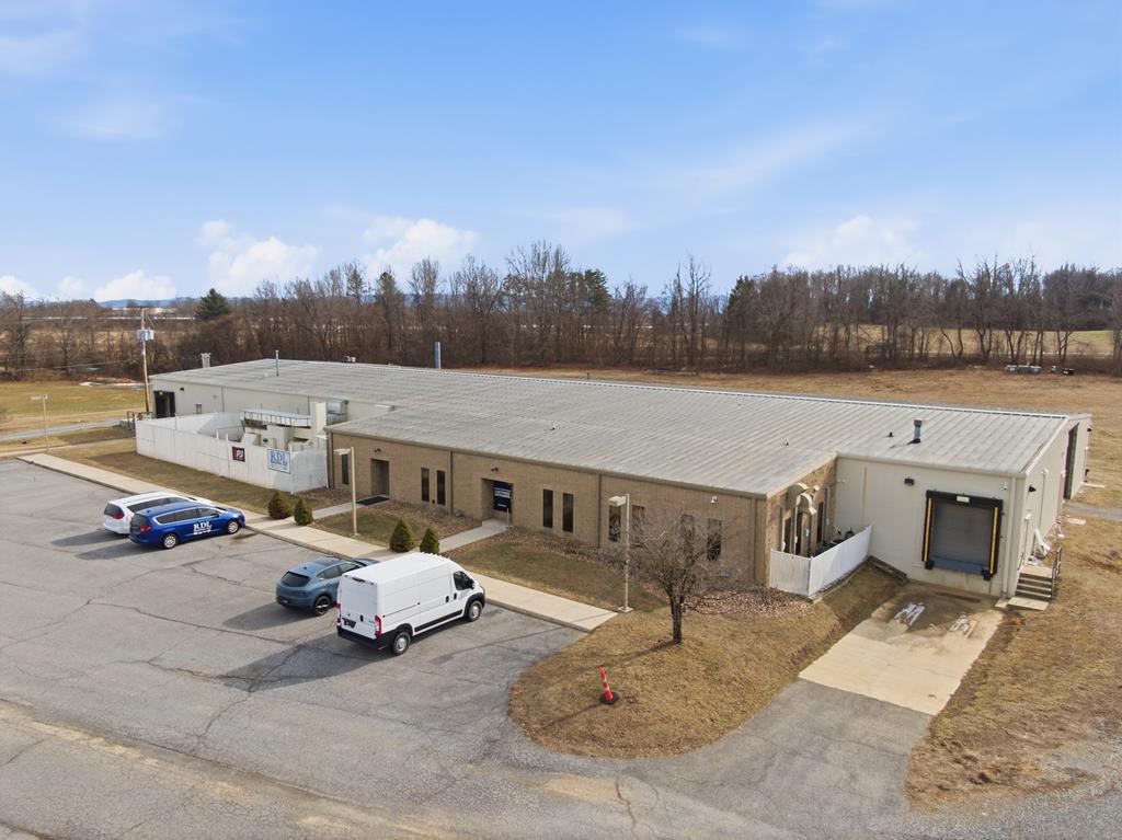 5190 Dominion Dr. — photo
