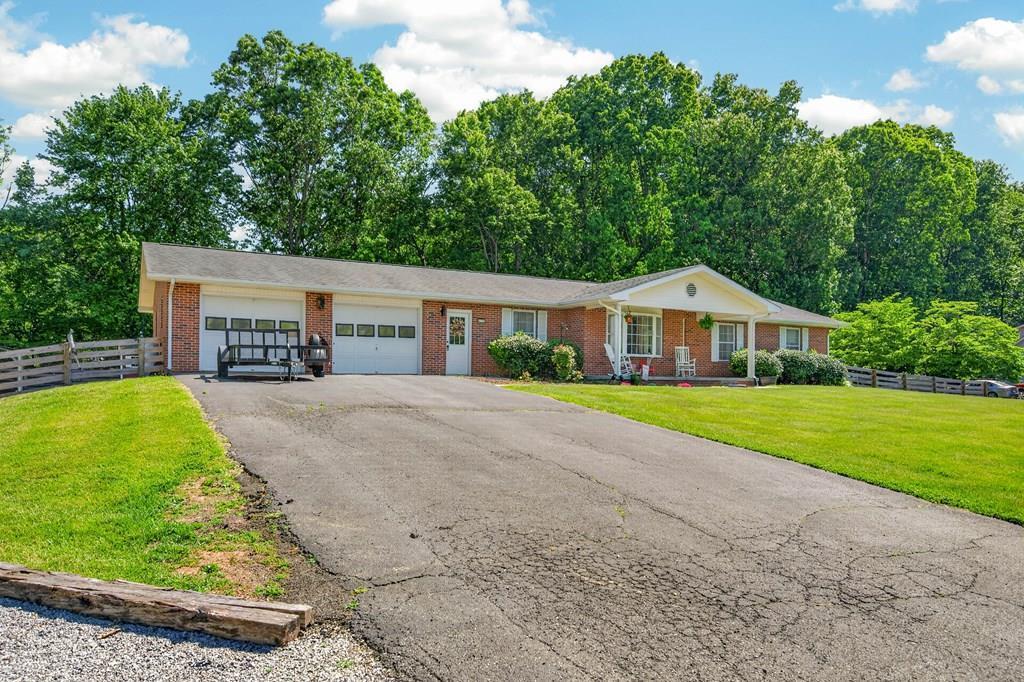 270 Brooke Elyse Lane — photo