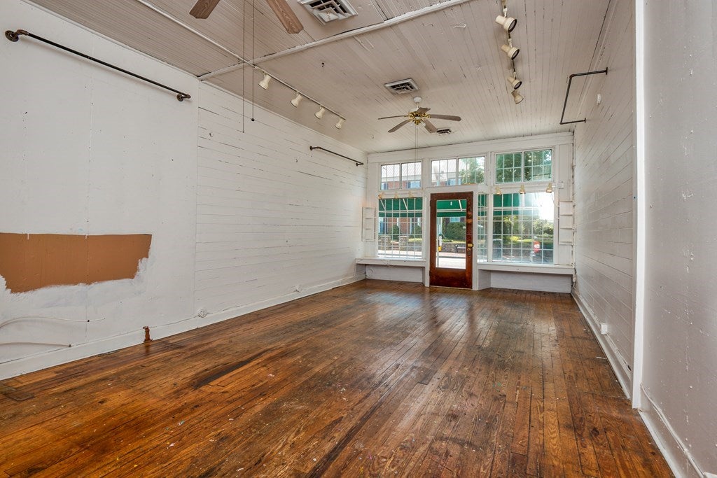 403 E. Main, Abingdon, VA 24210 — photo 2