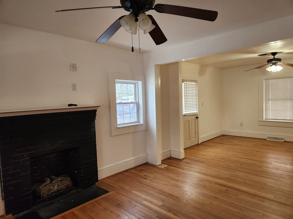 124 Collinstown Rd, Stuart, VA 24171 — photo 2