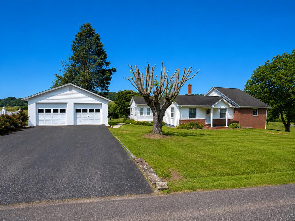 345 Joy Ranch Road — photo