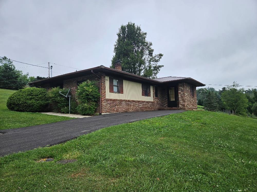 464 Adwolfe Rd — photo