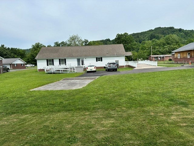 136 Little Rd, Raven, VA 24639 — photo 2