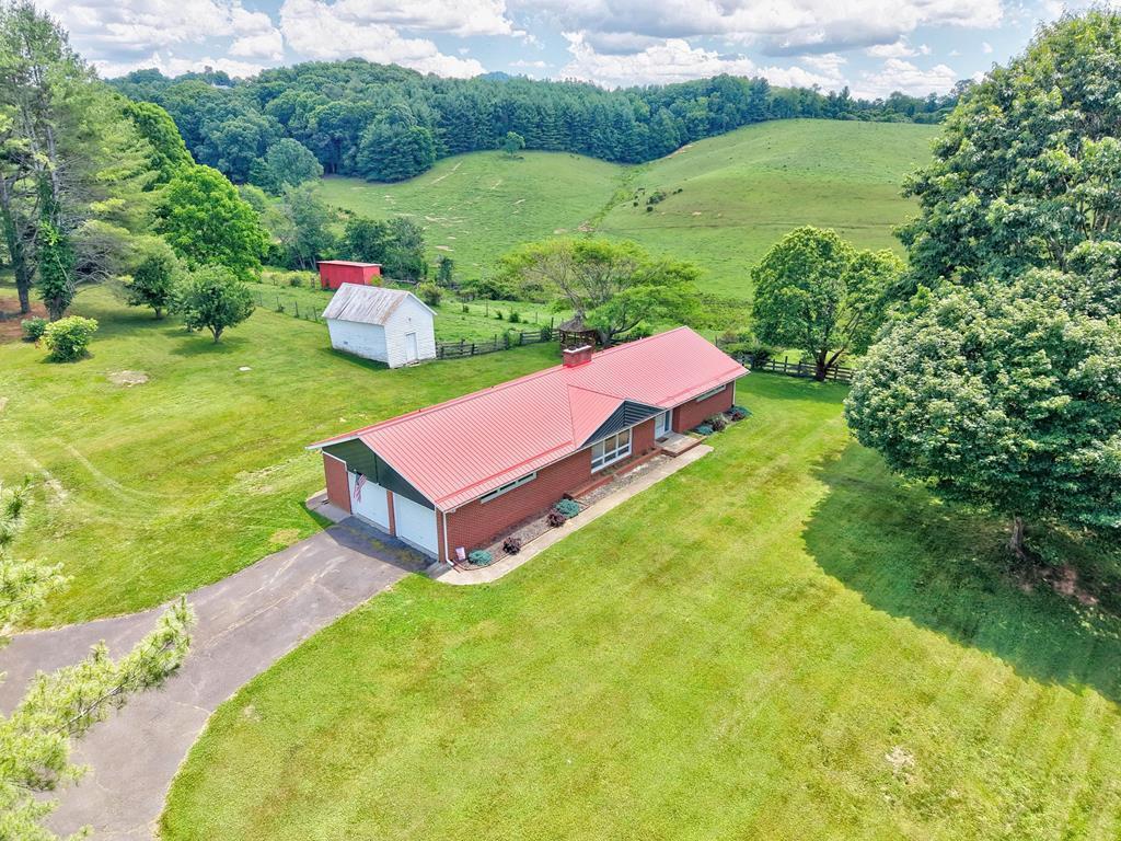 714 Justice Rd — photo