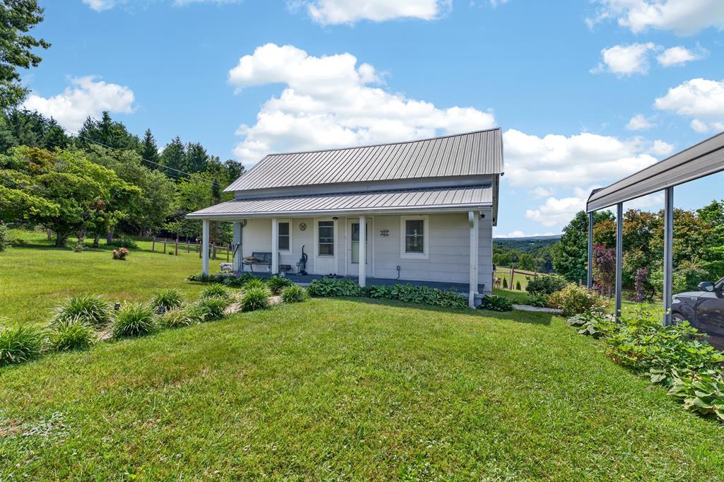 567 Coon Ridge Rd, Hillsville, VA 24343 — photo 2