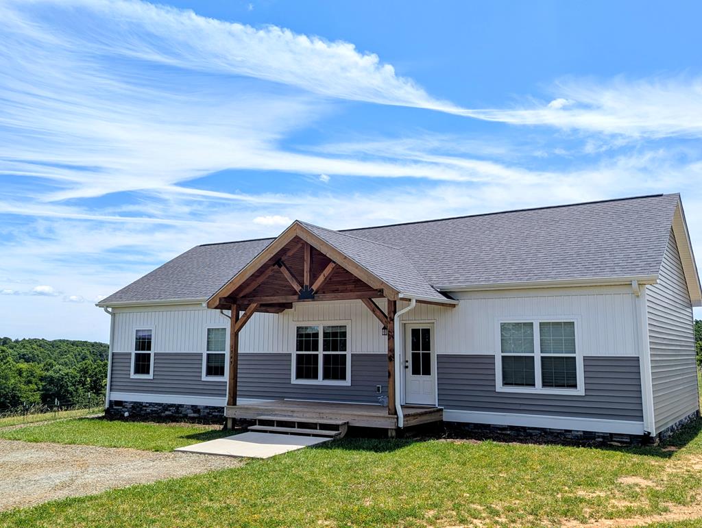 1345 Hale Rd, Check, VA 24072 — photo 3