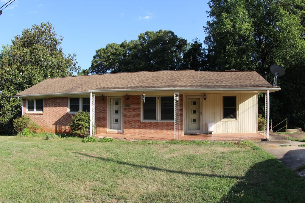 103 Hillcrest Court — photo