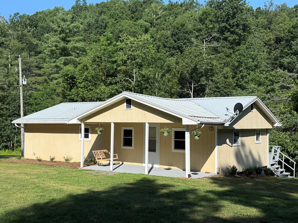 1269 Crown Ridge Rd — photo