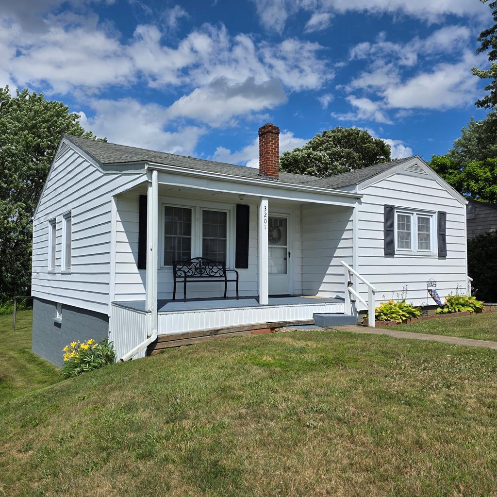 3201 Skyline Hwy — photo