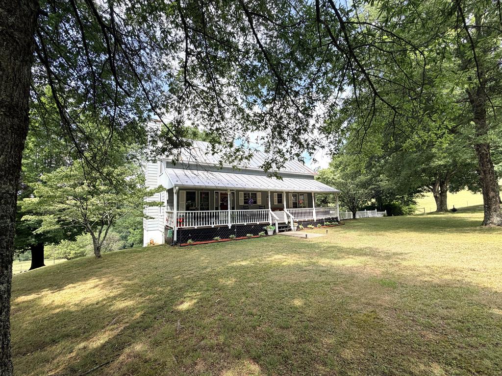 72 Fox Glen Rd — photo