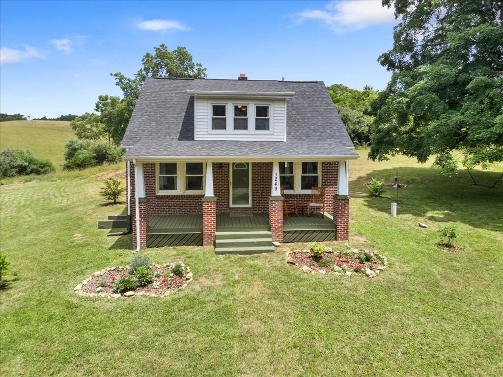 1249 NW Easy Drive — photo