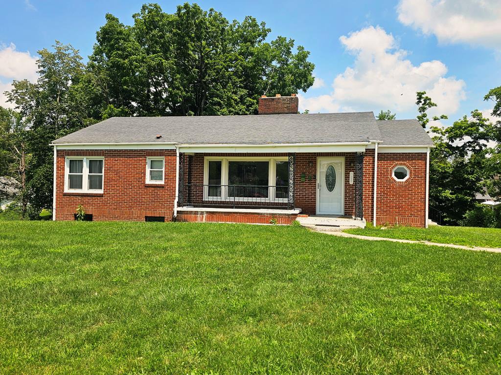 134 Annex Avenue — photo