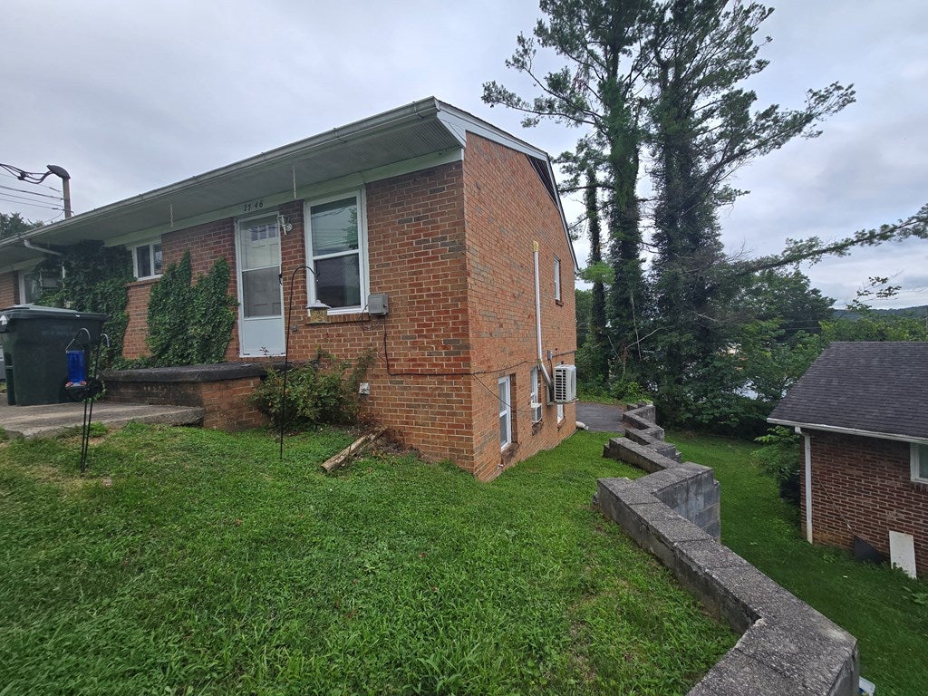 2744 Everett Street, Bristol, VA 24201 — photo 2