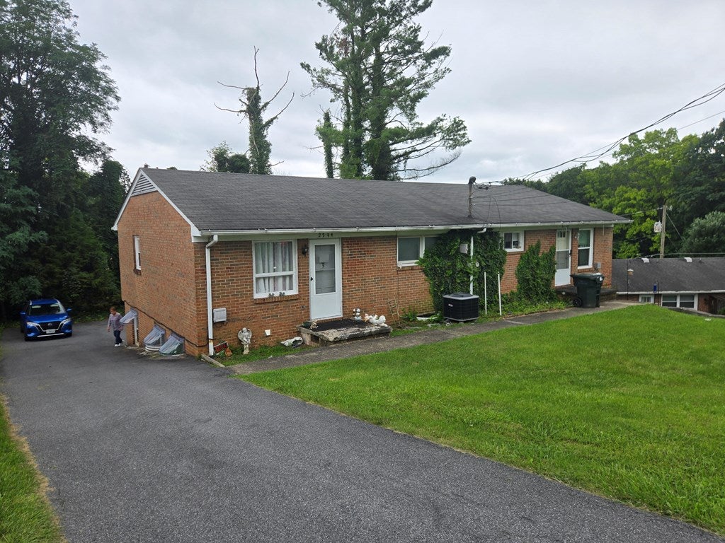 2744 Everett Street, Bristol, VA 24201 — photo 3