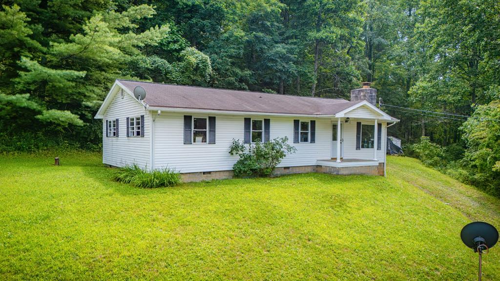 1254 McGuire Valley Road — photo