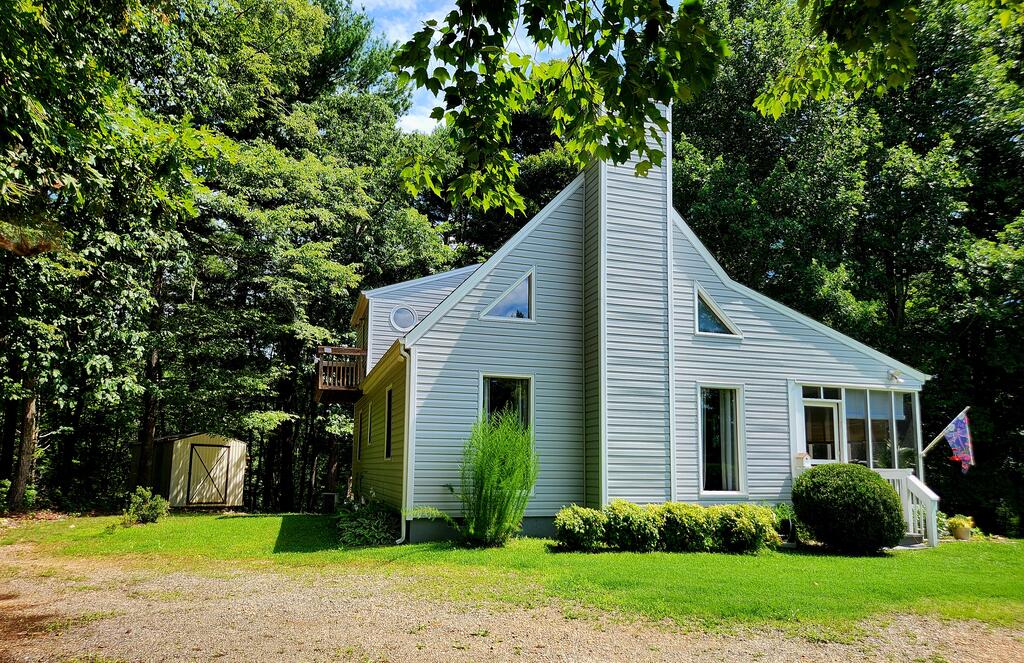 381 Creek Valley Road — photo