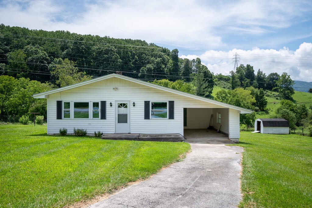 9656 E Blue Grass Trl. — photo