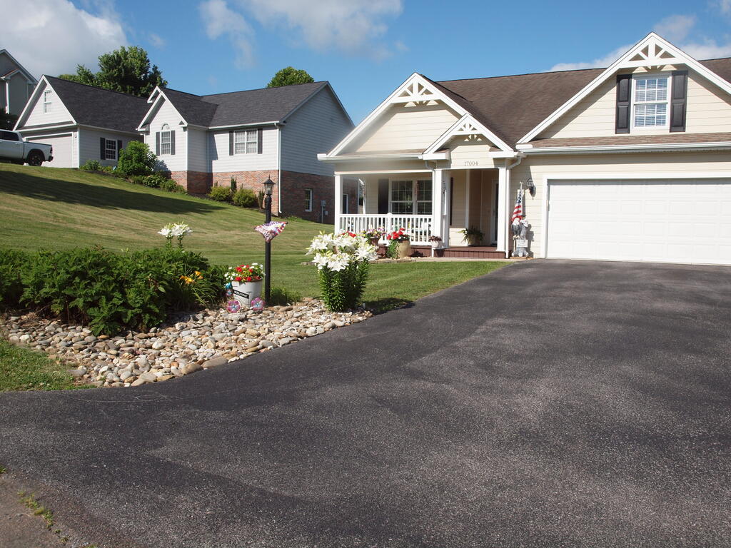 17004 Sedona Drive — photo
