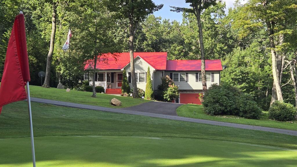185 Laurel Drive — photo