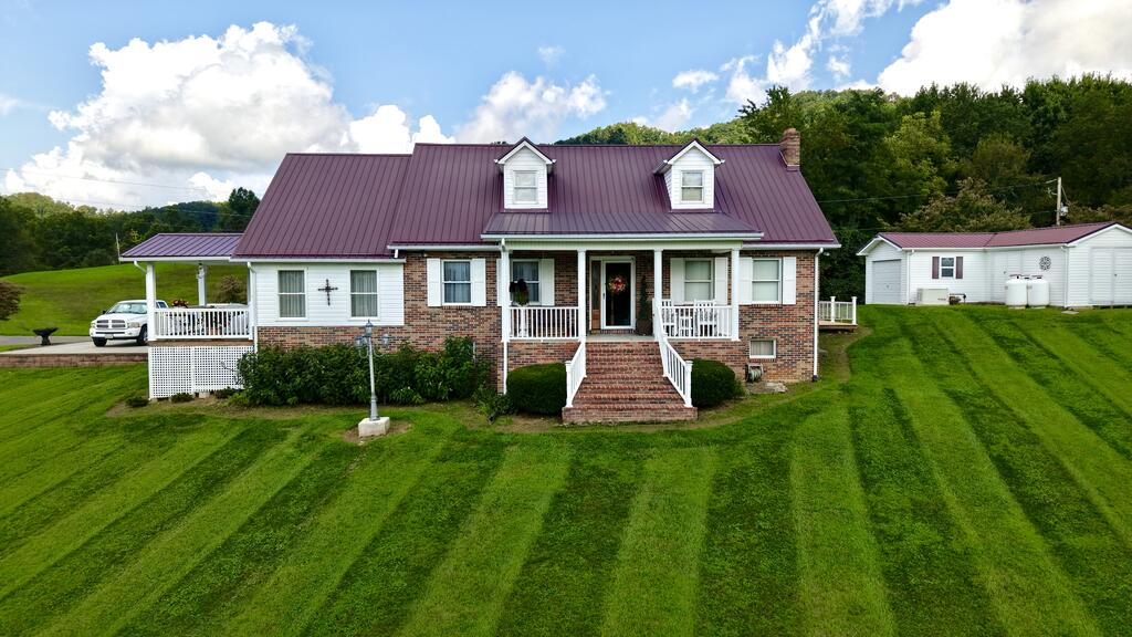 26 Woodbriar Street — photo