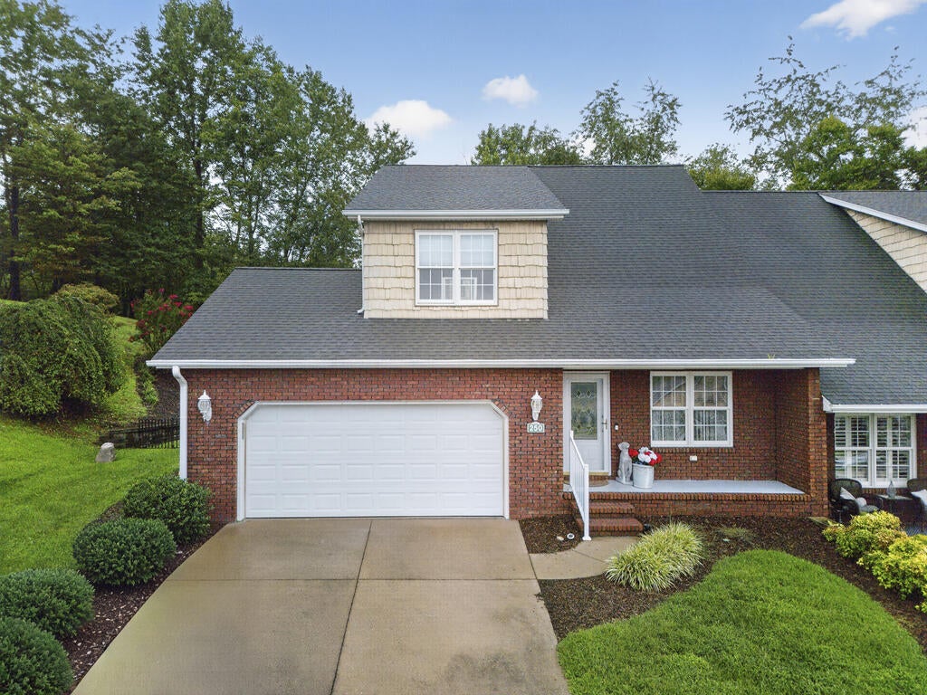 250 Saint Andrews Drive — photo
