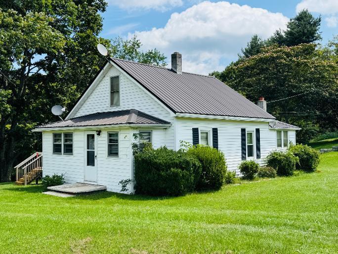 43 Raindrop Rd. — photo