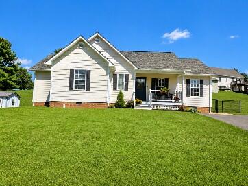 104 Colonial Dr — photo