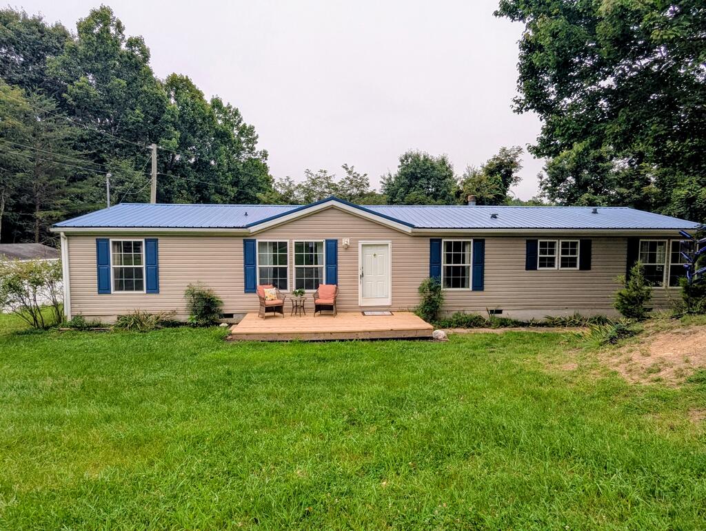 2221 Lick Ridge Rd — photo