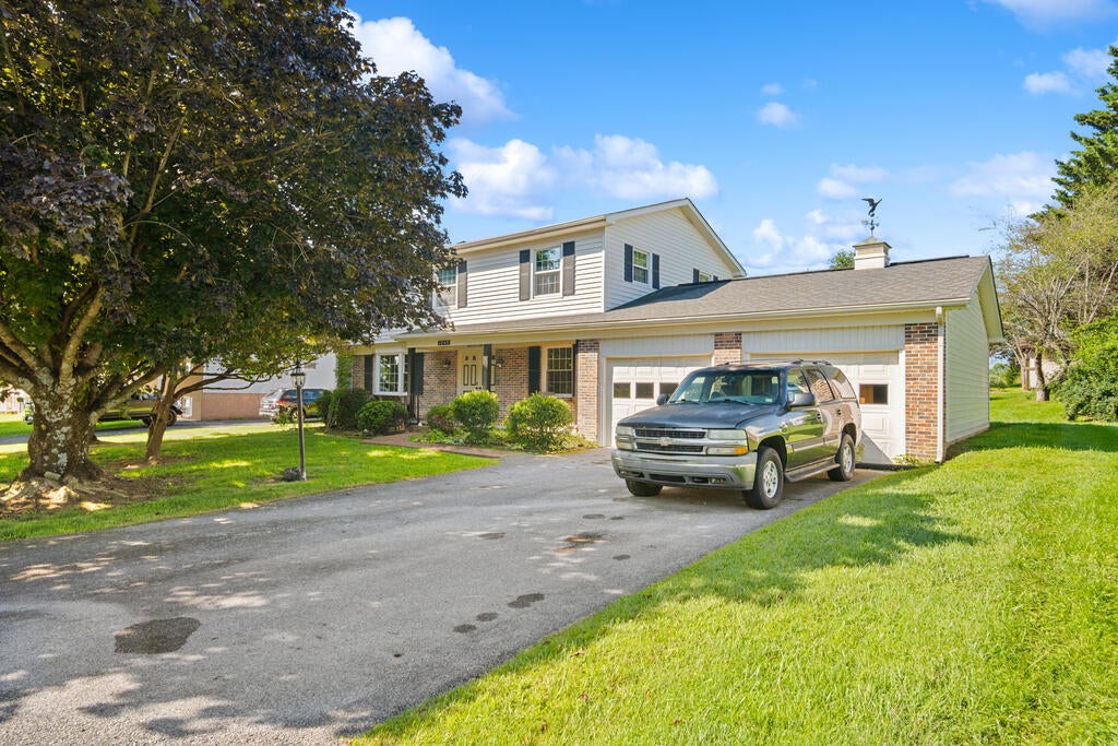 1245 Meadowlark Dr. — photo
