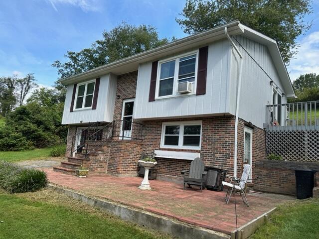 55 Ruby Ln, Troutdale, VA 24348 — photo 3