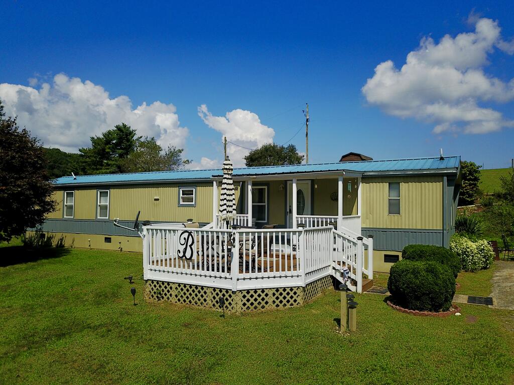 75 Rippey Hollow Road — photo