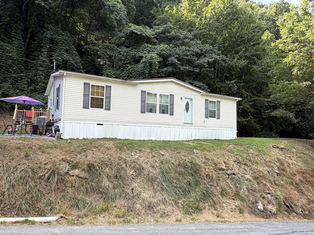1420 Poplar Grove Rd — photo