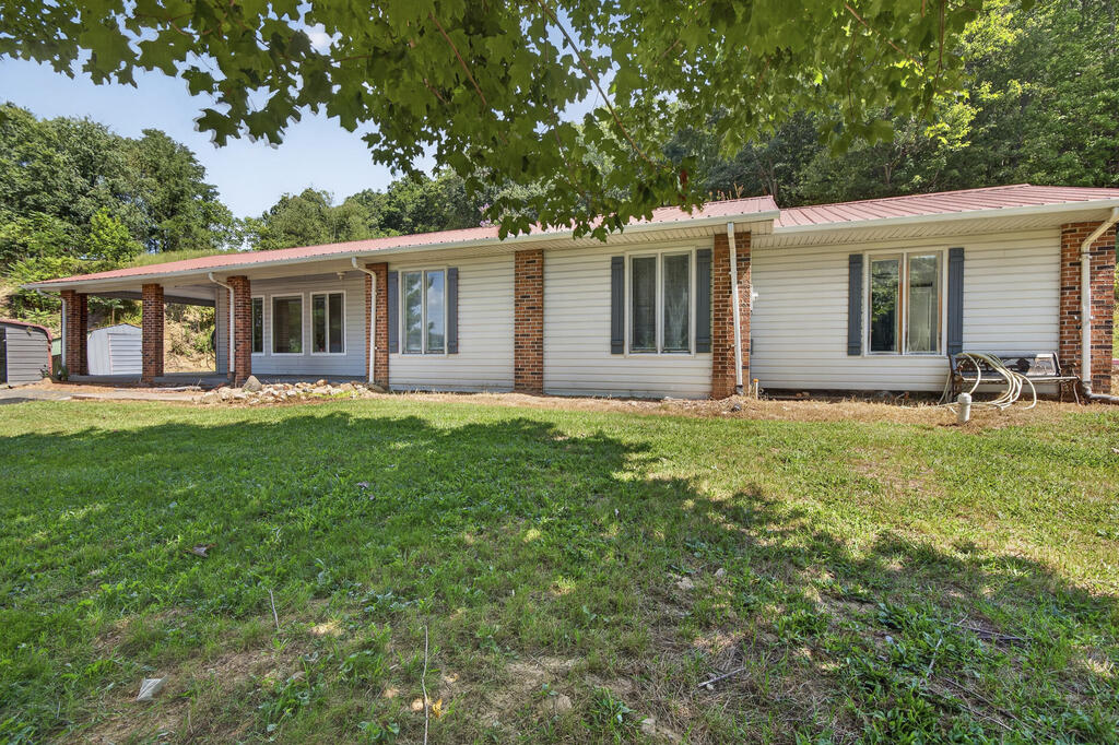 133 Reed Hollow Rd, Marion, VA 24354 — photo 3