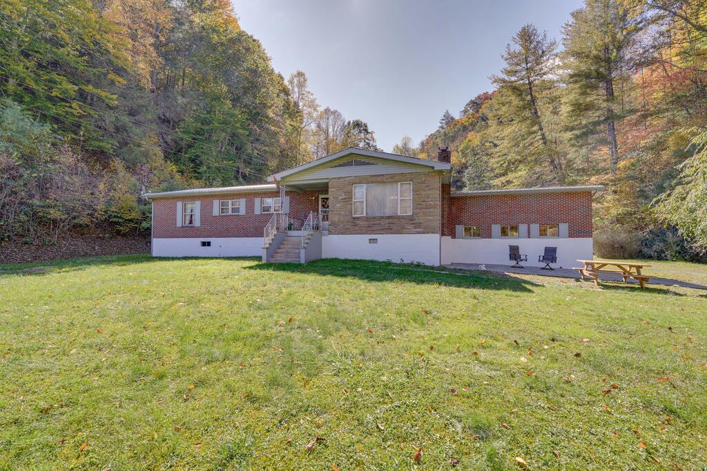 4163 Lick Creek Road — photo
