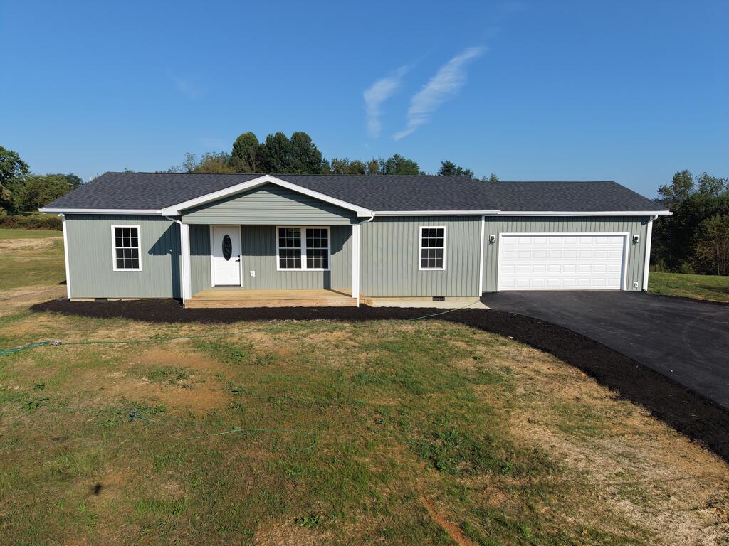 15095 Peaceful Valley Road — photo