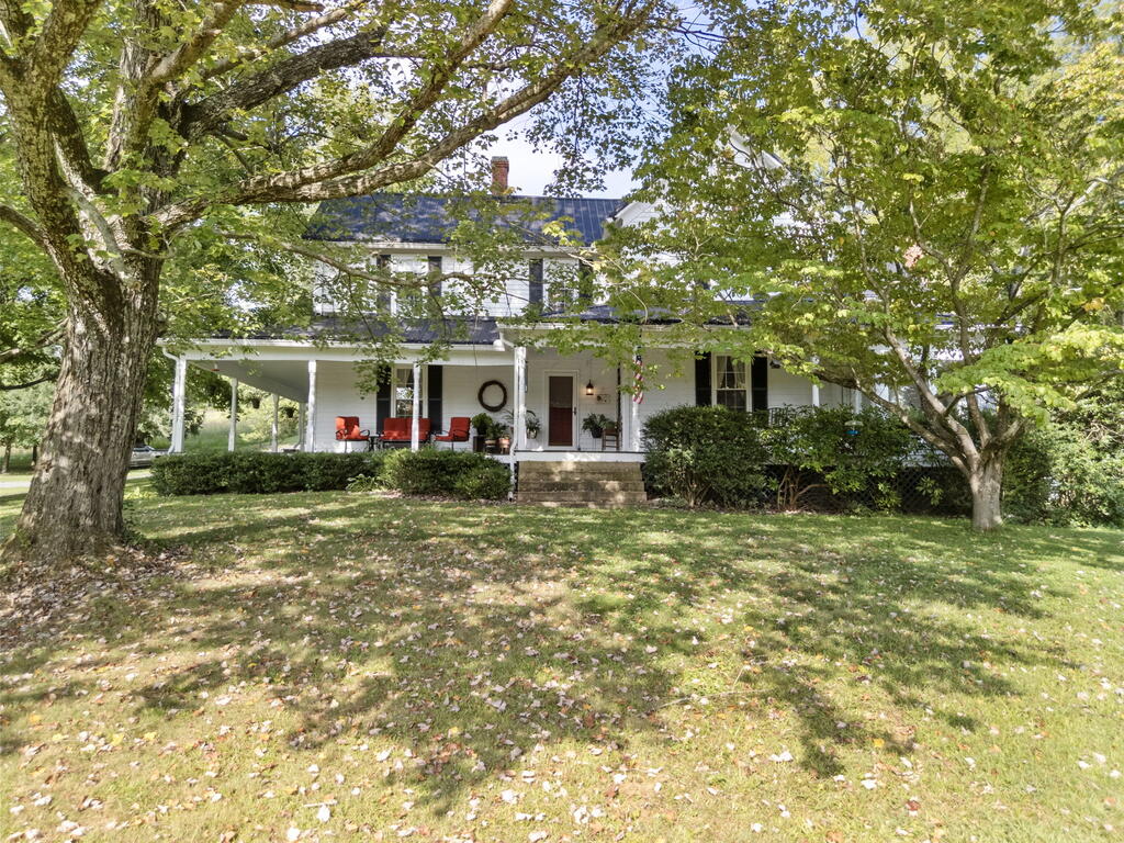 20212 Randolph Dr — photo