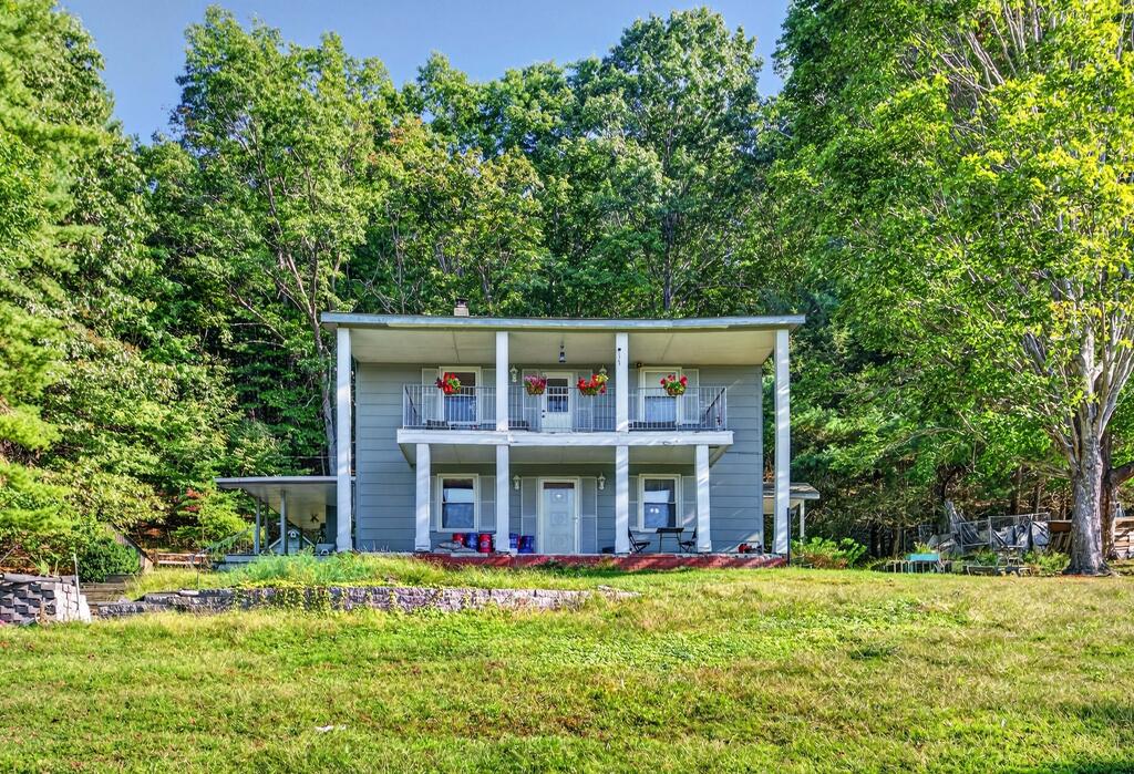 403 Wright Mountain Dr, Bland, VA 24315 — photo 2