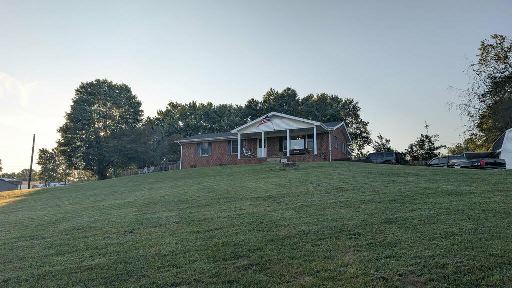 21313 Lake Rd — photo