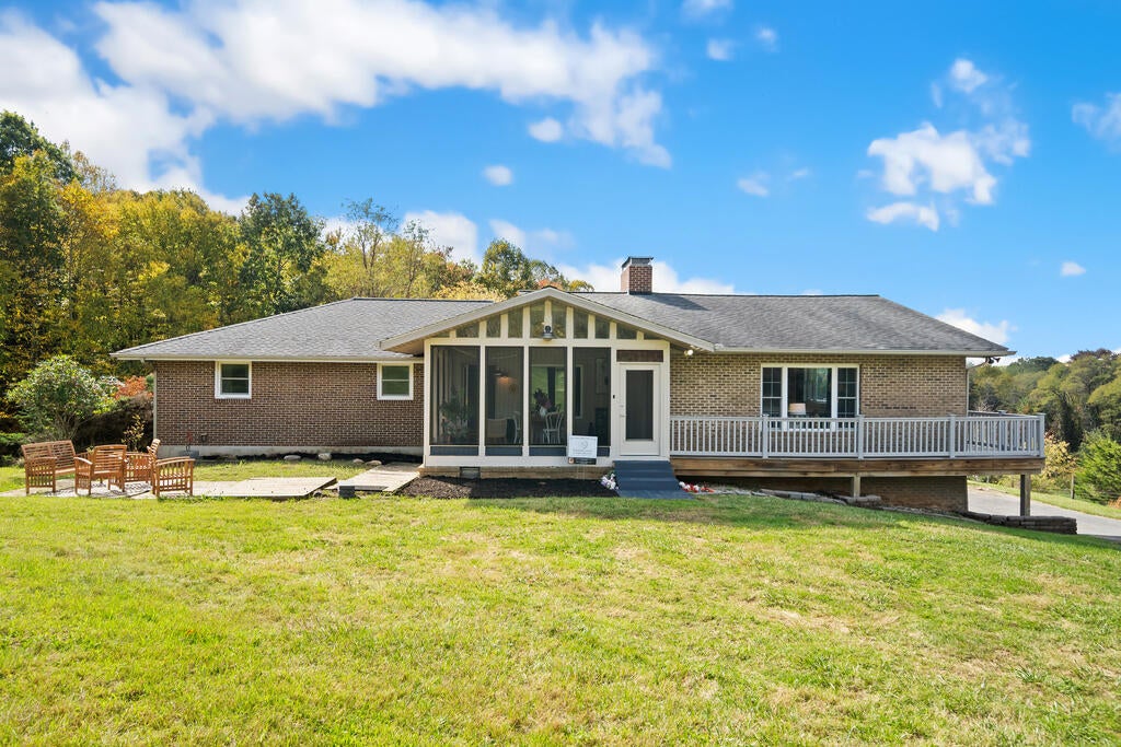 292 Ridge Rd, Check, VA 24072 — photo 3