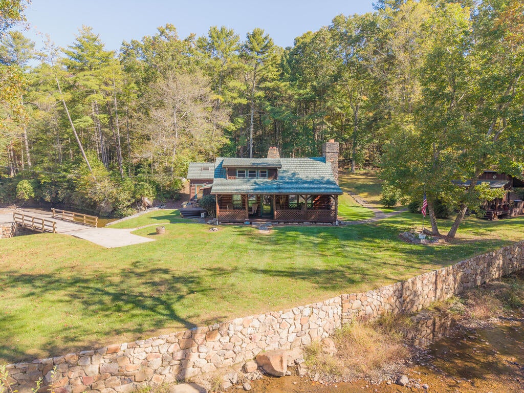 7434 Little Creek Highway — photo