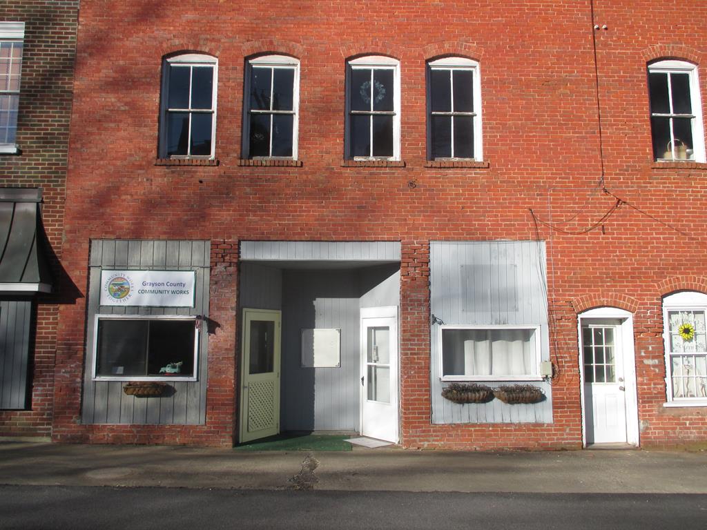 116-122 N Independence — photo