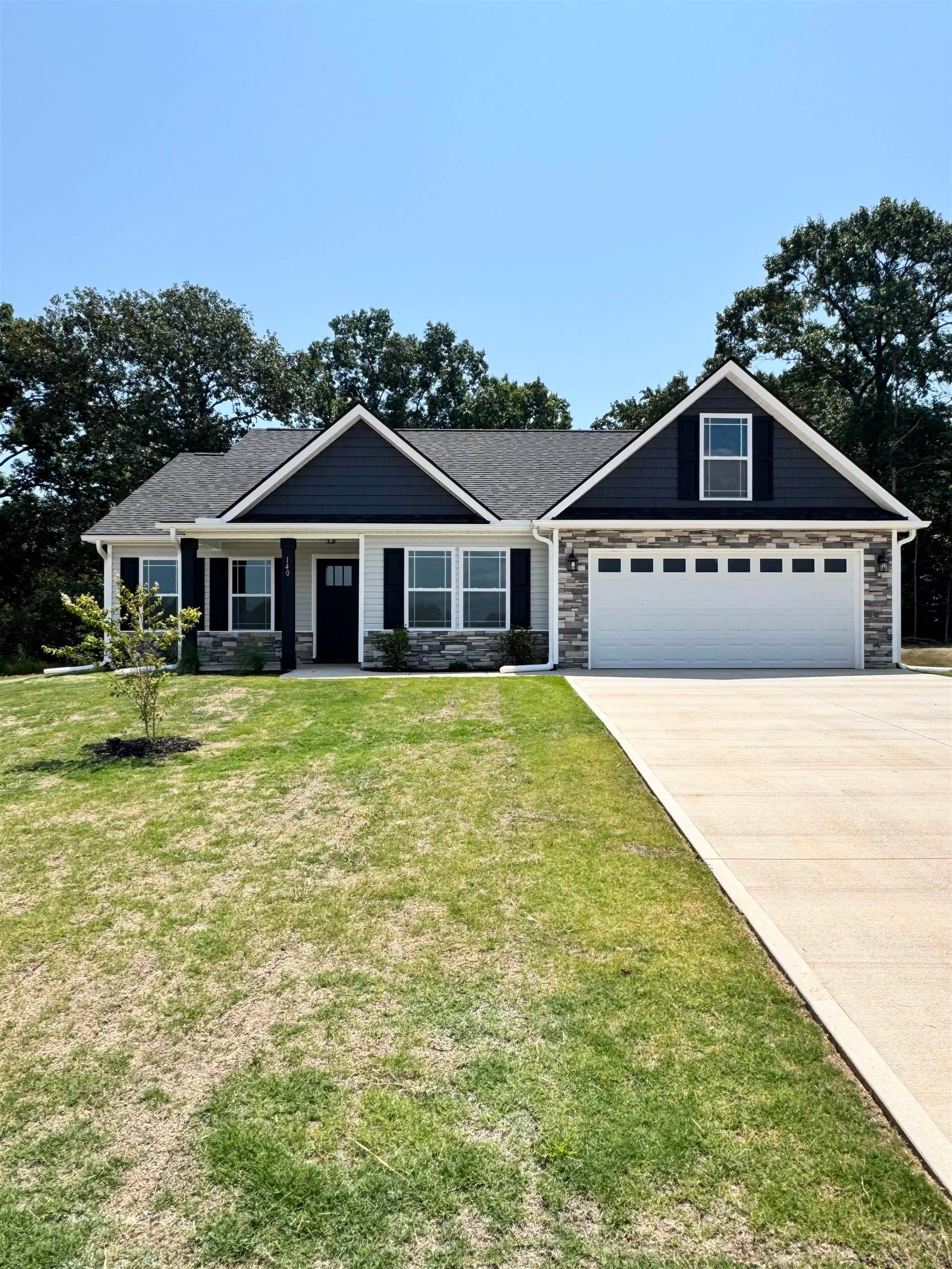 140 E Twisted Tree Drive — photo